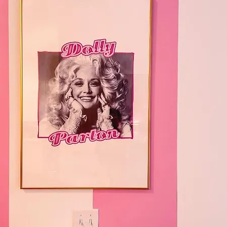Dolly'S Delight - Boutique Bliss Mins From Broadway Villa Nashville Exterior photo